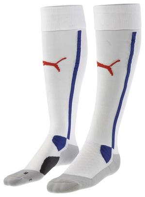 Uniformes do Chile, produzidos pela Puma, para a Copa do Mundo de 2014