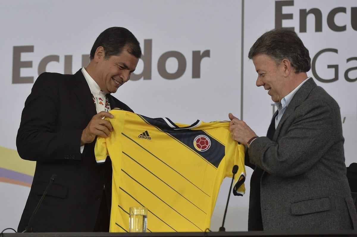 Uniforme da sele��o colombiana para a Copa do Mundo de 2014 foi fornecido pela Adidas