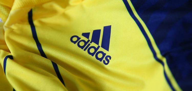 Uniforme da seleo colombiana para a Copa do Mundo de 2014 foi fornecido pela Adidas