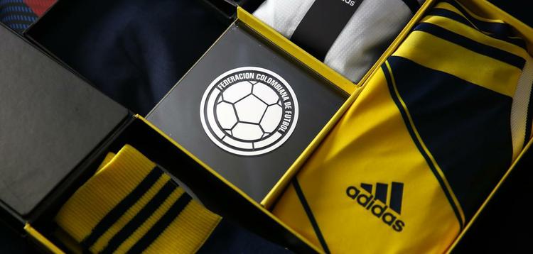Uniforme da seleo colombiana para a Copa do Mundo de 2014 foi fornecido pela Adidas