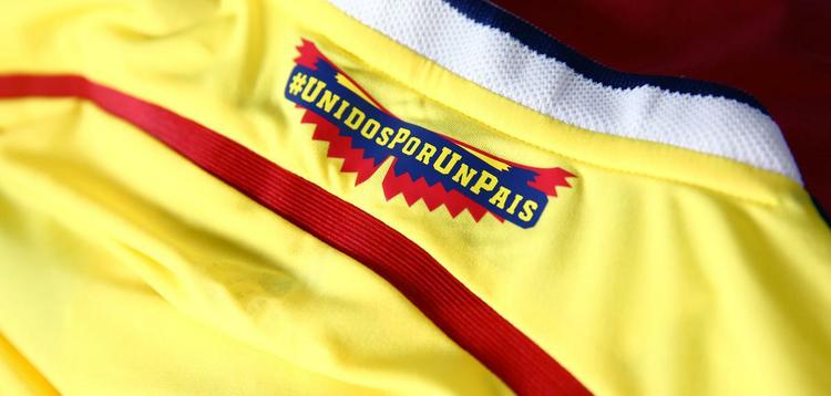 Uniforme da seleo colombiana para a Copa do Mundo de 2014 foi fornecido pela Adidas