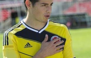 Uniforme da sele��o colombiana para a Copa do Mundo de 2014 foi fornecido pela Adidas