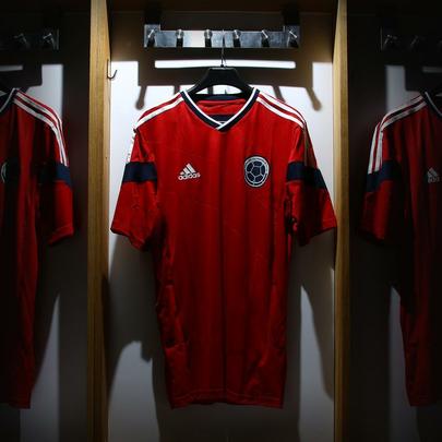 Uniforme da seleo colombiana para a Copa do Mundo de 2014 foi fornecido pela Adidas