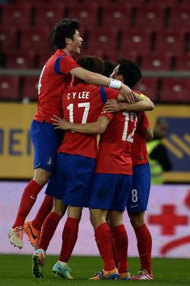 Uniformes da Coreia do Sul para a Copa do Mundo 2014 foram produzidos pela Nike