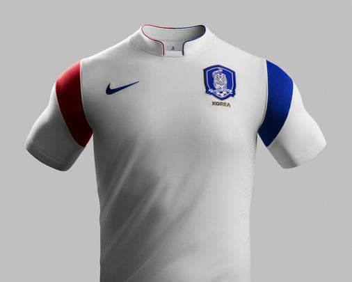 Uniformes da Coreia do Sul para a Copa do Mundo 2014 foram produzidos pela Nike