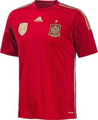 Uniformes da Espanha, produzidos pela Adidas, para a Copa do Mundo de 2014