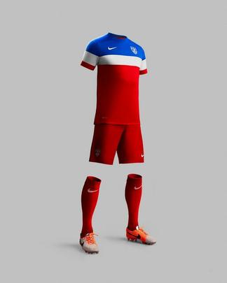 Uniformes dos Estados Unidos, confeccionados pela Nike, para a Copa do Mundo de 2014