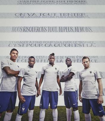Uniformes da Frana, produzidos pela Nike, para a Copa do Mundo de 2014