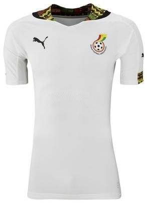 Uniformes de Gana, produzidos pela Puma, para a Copa do Mundo de 2014