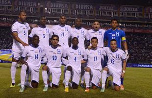 Uniformes de Honduras, confeccionados pela Joma, para a Copa do Mundo de 2014