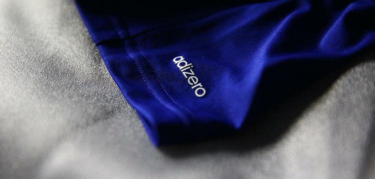 Uniformes do Japo, confeccionados pela Adidas, para a Copa do Mundo de 2014