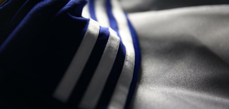 Uniformes do Japo, confeccionados pela Adidas, para a Copa do Mundo de 2014