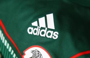 Uniformes do Mxico, produzidos pela Adidas, para a Copa do Mundo de 2014