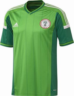 Uniformes da Nigria, confeccionados pela Adidas, para a Copa do Mundo de 2014