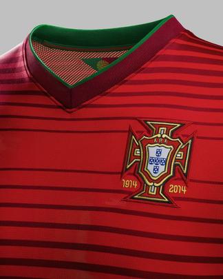 Uniformes de Portugal, produzidos pela Nike, para a Copa do Mundo de 2014
