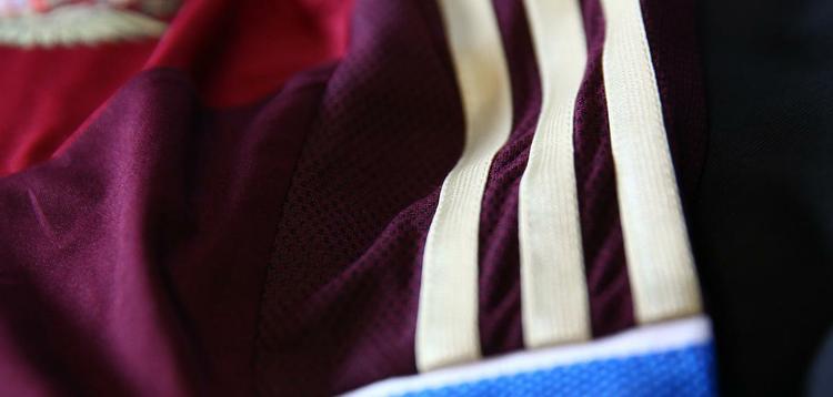 Uniformes da Rssia, produzidos pela Adidas, para a Copa do Mundo de 2014