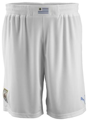 Uniformes do Uruguai, produzidos pela Puma, para a Copa do Mundo de 2014