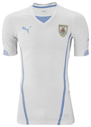 Uniformes do Uruguai, produzidos pela Puma, para a Copa do Mundo de 2014
