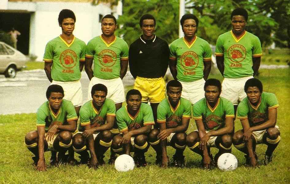 To ruim quanto o desempenho do Zaire na Copa de 1974 foi o uniforme do selecionado naquela edio do torneio