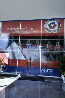 Com nova identidade visual, Toca da Raposa II j est pronta para receber a Seleo Chilena durante a Copa