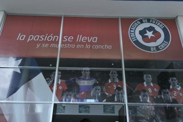 Com nova identidade visual, Toca da Raposa II j est pronta para receber a Seleo Chilena durante a Copa