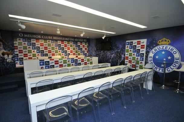 Com nova identidade visual, Toca da Raposa II j est pronta para receber a Seleo Chilena durante a Copa