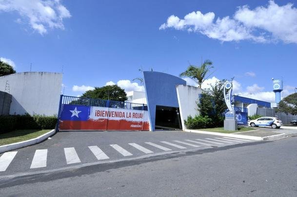 Com nova identidade visual, Toca da Raposa II j est pronta para receber a Seleo Chilena durante a Copa