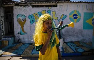 Torcedores de Brasil e Crocia chegaram com mais de quatro horas de antecedncia para assistir primeiro jogo da Copa do Mundo