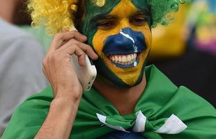 Torcedores dentro do Itaquero para a abertura da Copa