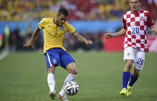 Lances de Brasil e Crocia, na Arena Itaquero, pela partida de abertura da Copa do Mundo