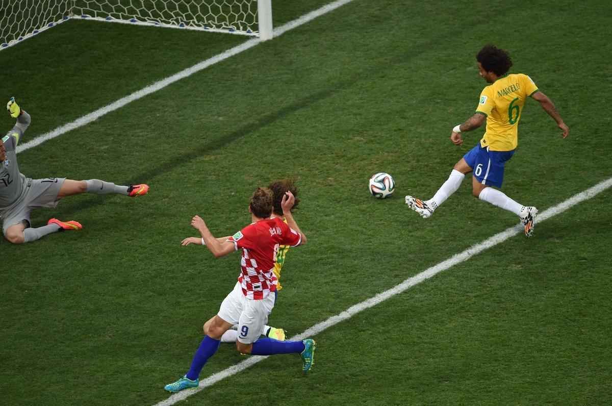 Lances de Brasil e Crocia, na Arena Itaquero, pela partida de abertura da Copa do Mundo