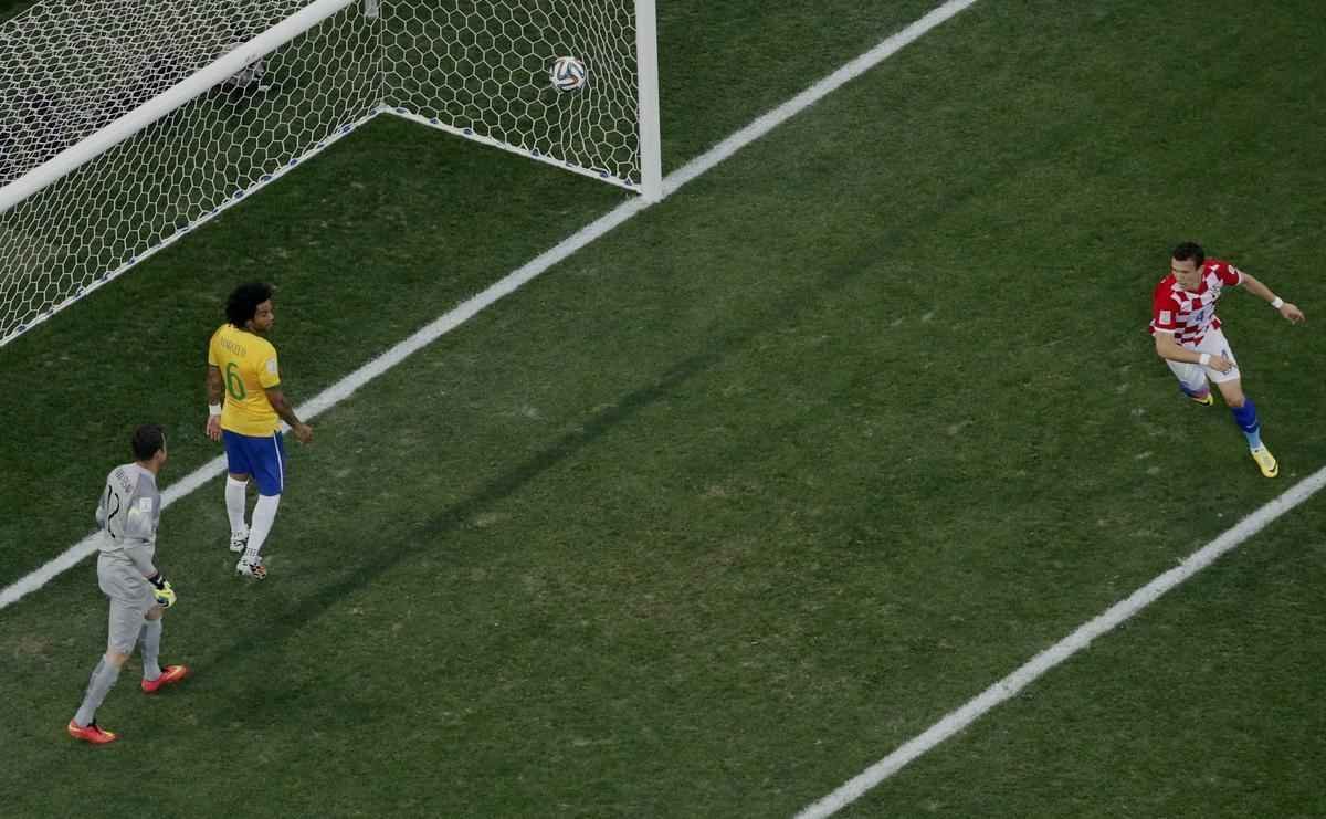 Lances de Brasil e Crocia, na Arena Itaquero, pela partida de abertura da Copa do Mundo