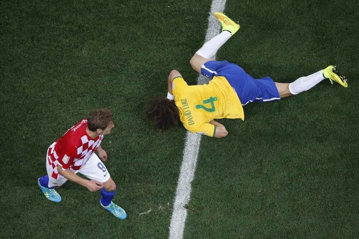 Lances de Brasil e Crocia, na Arena Itaquero, pela partida de abertura da Copa do Mundo