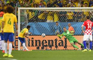 Lances de Brasil e Crocia, na Arena Itaquero, pela partida de abertura da Copa do Mundo