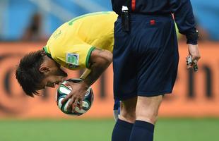 Lances de Brasil e Crocia, na Arena Itaquero, pela partida de abertura da Copa do Mundo