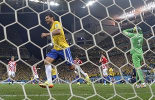 Lances de Brasil e Crocia, na Arena Itaquero, pela partida de abertura da Copa do Mundo