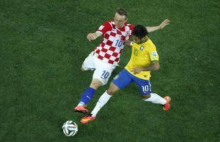 Lances de Brasil e Crocia, na Arena Itaquero, pela partida de abertura da Copa do Mundo