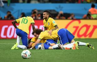 Lances de Brasil e Crocia, na Arena Itaquero, pela partida de abertura da Copa do Mundo