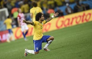 Lances de Brasil e Crocia, na Arena Itaquero, pela partida de abertura da Copa do Mundo