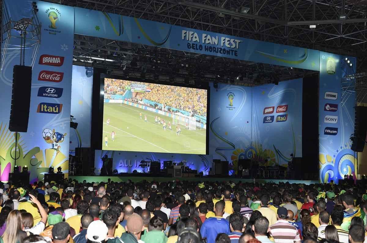 Cerca de 21 mil pessoas acompanharam da Fifa Fan Fest, em Belo Horizonte, a partida inaugural da Copa do Mundo