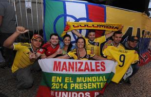 Seleo Colombiana chegou no incio da noite desta quinta-feira a Belo Horizonte, onde faz, no sbado, s 13h, o primeiro jogo na Copa do Mundo contra a Grcia. Jogadores foram recebidos por muitos torcedores na portaria do Hotel Ouro Minas. 