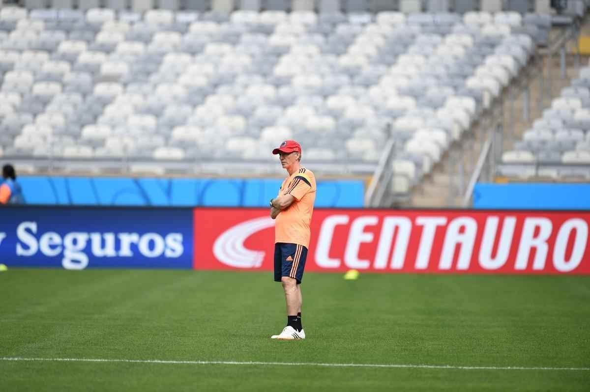 Seleo Colombiana faz atividade no Mineiro, palco do jogo de estreia na Copa, contra Grcia 