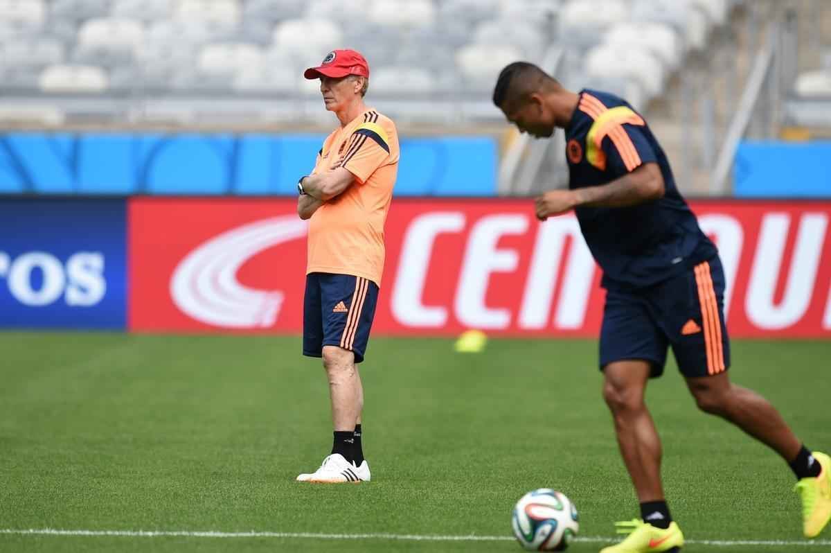 Seleo Colombiana faz atividade no Mineiro, palco do jogo de estreia na Copa, contra Grcia 