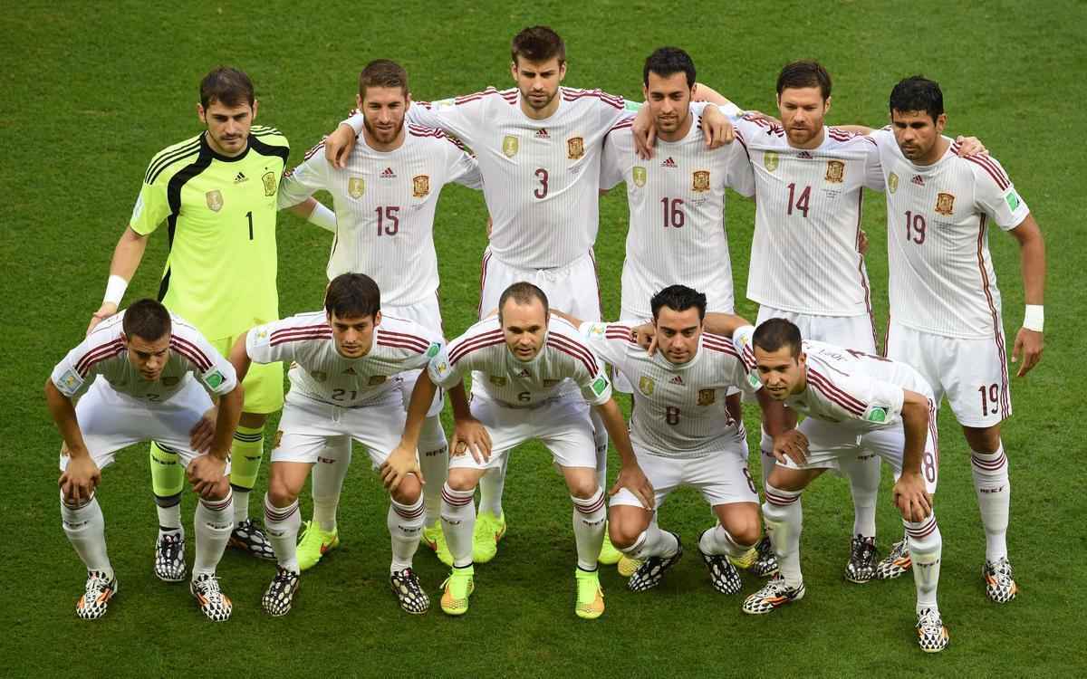 Na Arena Fonte Nova, em Salvador, Espanha e Holanda se enfrentam pelo Grupo B da Copa do Mundo