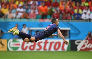 Na Arena Fonte Nova, em Salvador, Espanha e Holanda se enfrentam pelo Grupo B da Copa do Mundo