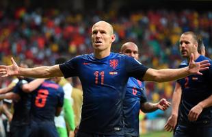 Na Arena Fonte Nova, em Salvador, Espanha e Holanda se enfrentam pelo Grupo B da Copa do Mundo