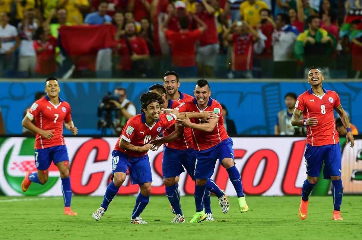 Imagens do jogo entre Chile e Austrlia, pelo Grupo B da Copa do Mundo, na Arena Pantanal, em Cuiab