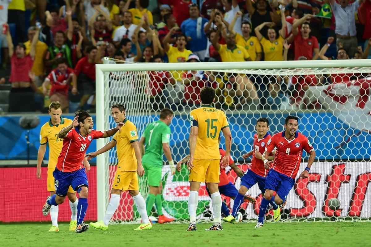 Imagens do jogo entre Chile e Austrlia, pelo Grupo B da Copa do Mundo, na Arena Pantanal, em Cuiab