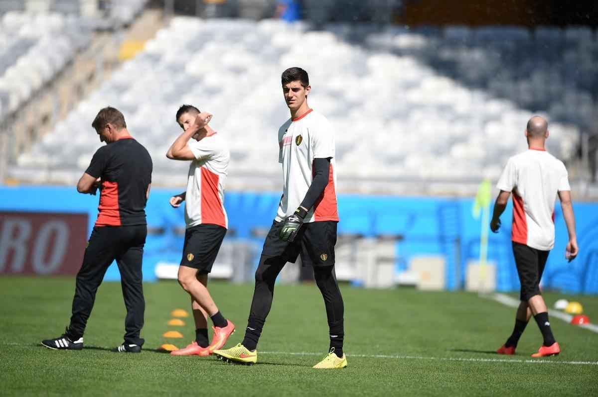 Sele��o Belga treina no Mineir�o, palco do duelo contra Arg�lia, pelo Grupo H da Copa