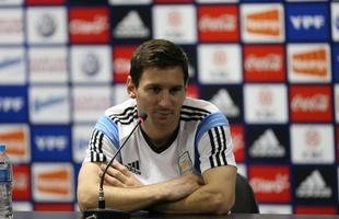 Lionel Messi treinou nesta segunda-feira na Cidade do Galo e concedeu entrevista. Para ele, Holanda e Alemanha mostraram, at� agora, o melhor futebol da Copa do Mundo. Veja fotos dele e da Sele��o Argentina no centro de treinamento do Atl�tico, em Belo Horizonte
